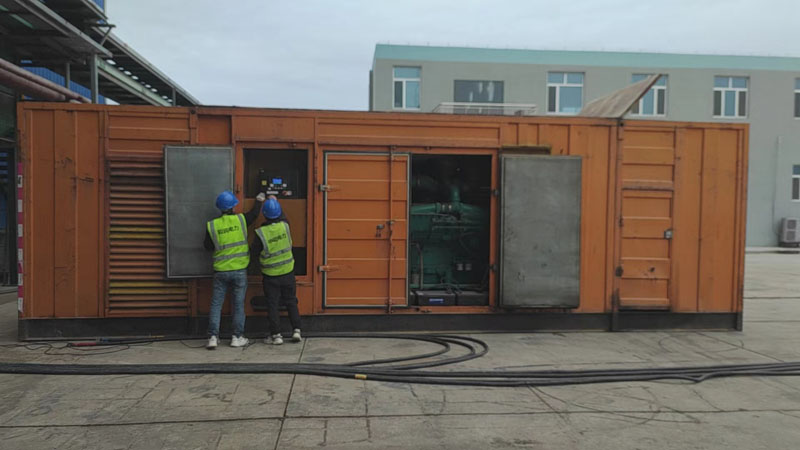 平坝如何检查柴油发电机组的机油油位？